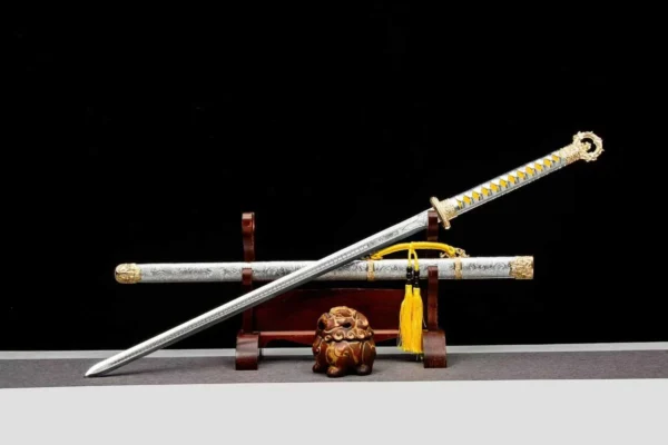 Ngự Long Hoàng Kiếm