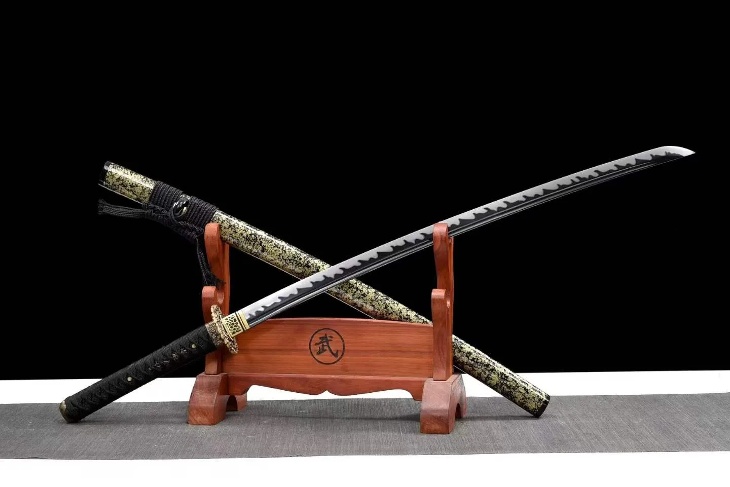 Kuro Ryu Katana [MSP 1] – Thép Mangane