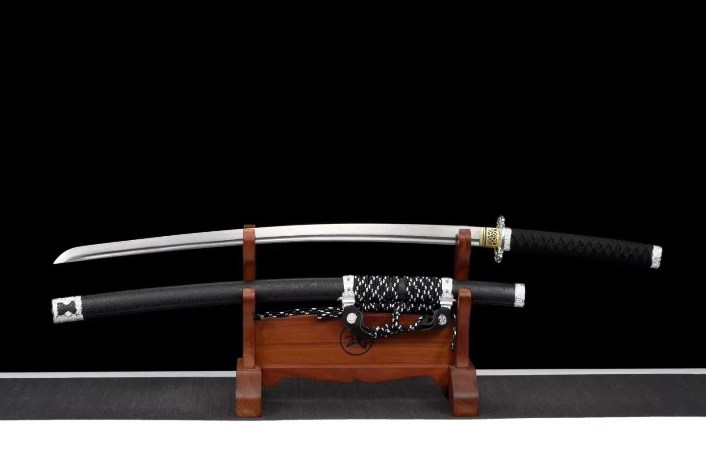 Kurohane Handachi - Thép Gấp Hoa Văn