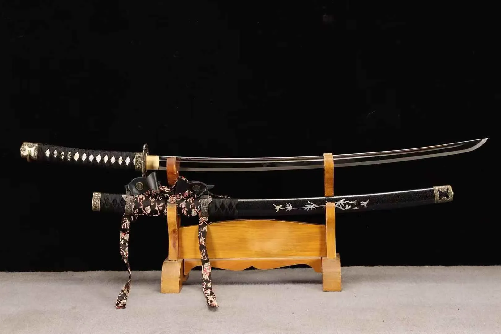 Genpū Handachi - Thép Lò Xo 5160