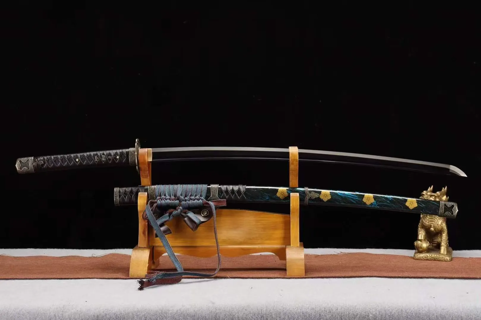 Senbazuru Tachi - Thép Mangan