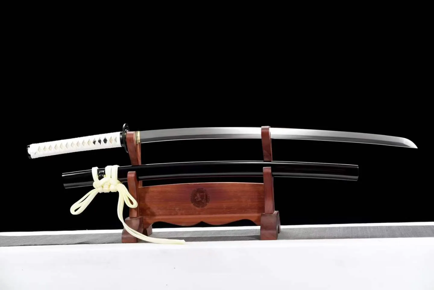 Hakumei Katana - Thép Lò Xo