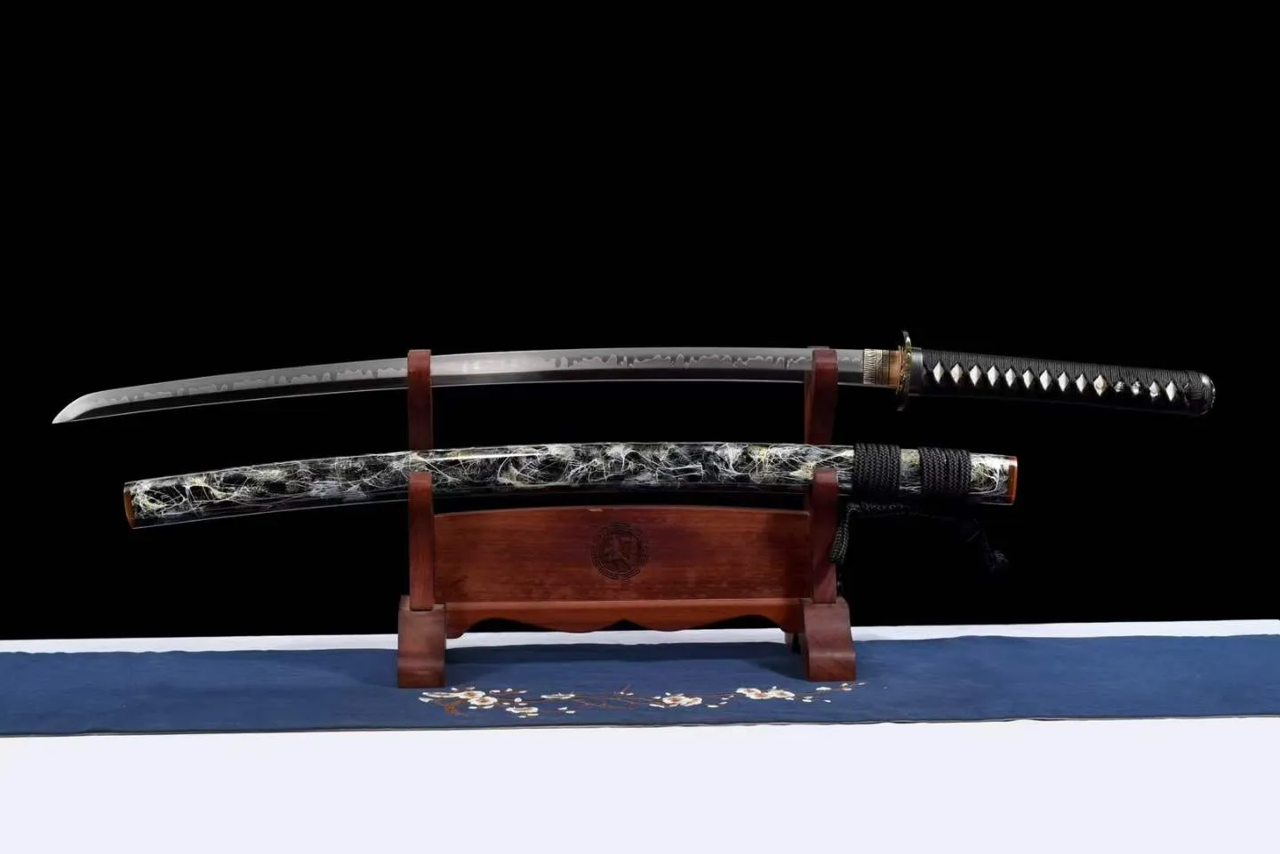 Kishinmaru Kunishige Katana - Thép T10 - Mài 3 Màu