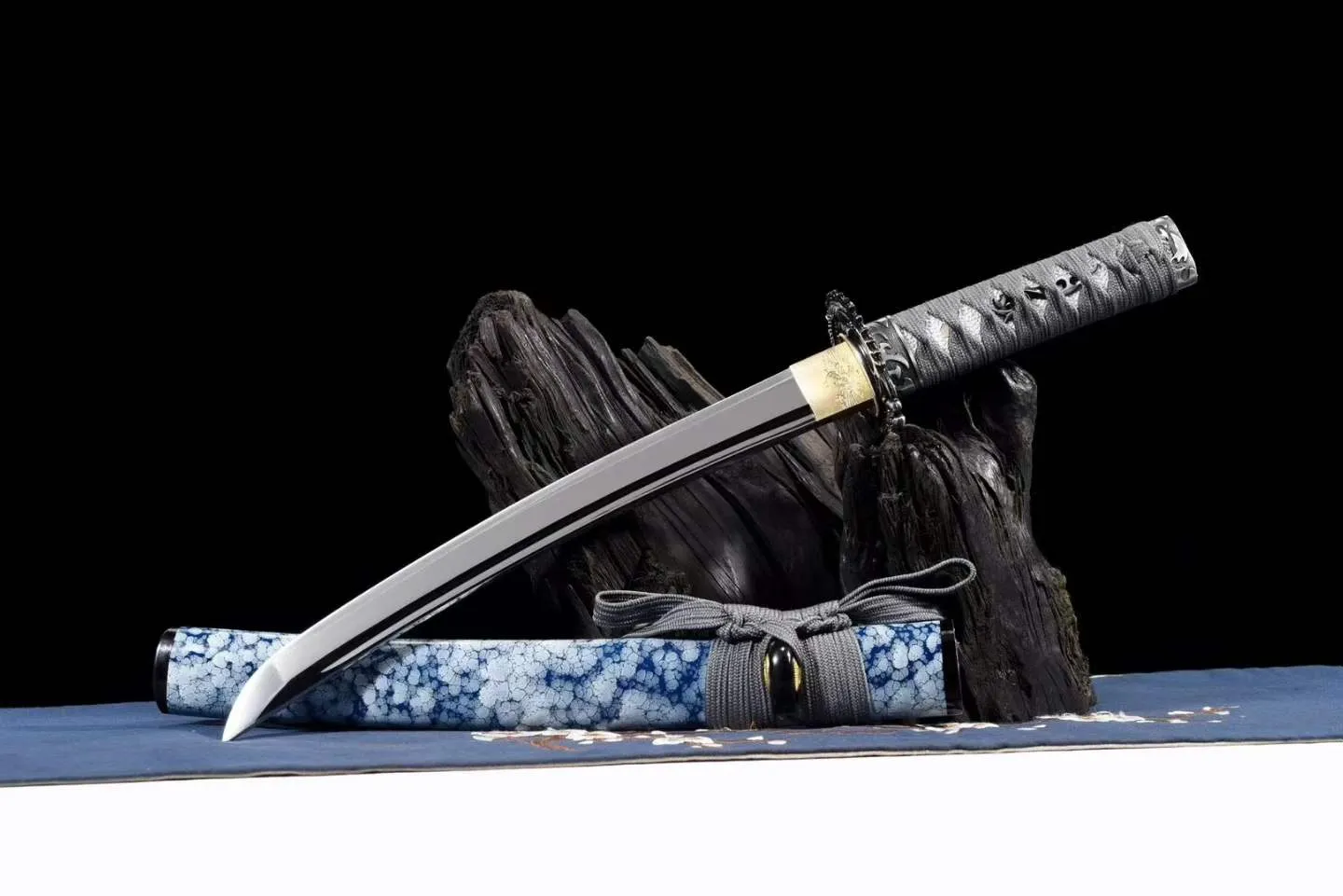 Seiryū Tanto - Thép Mangan