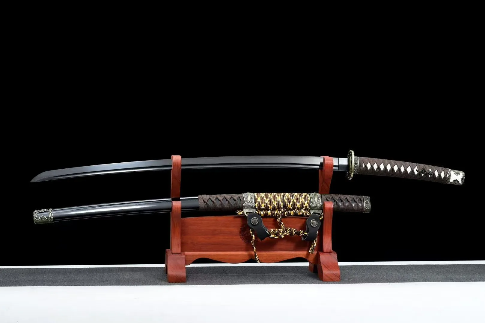 Kokuei Handachi - Thép Mangan