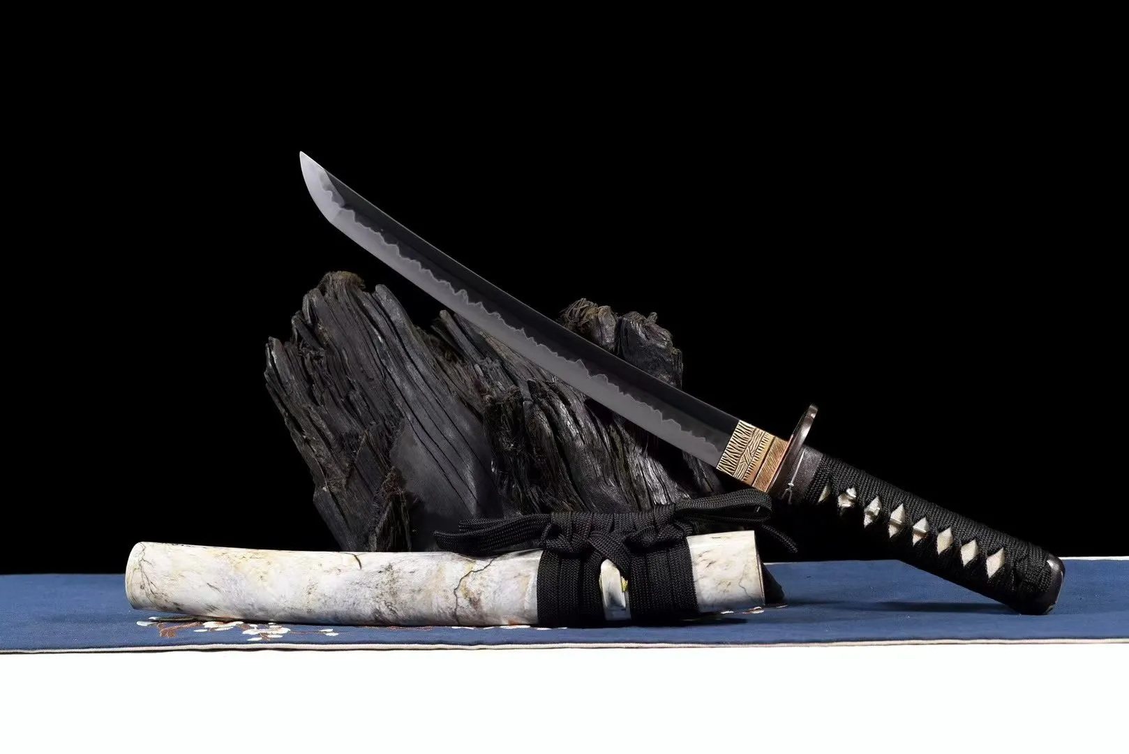 Kurotsuki Tanto - T10