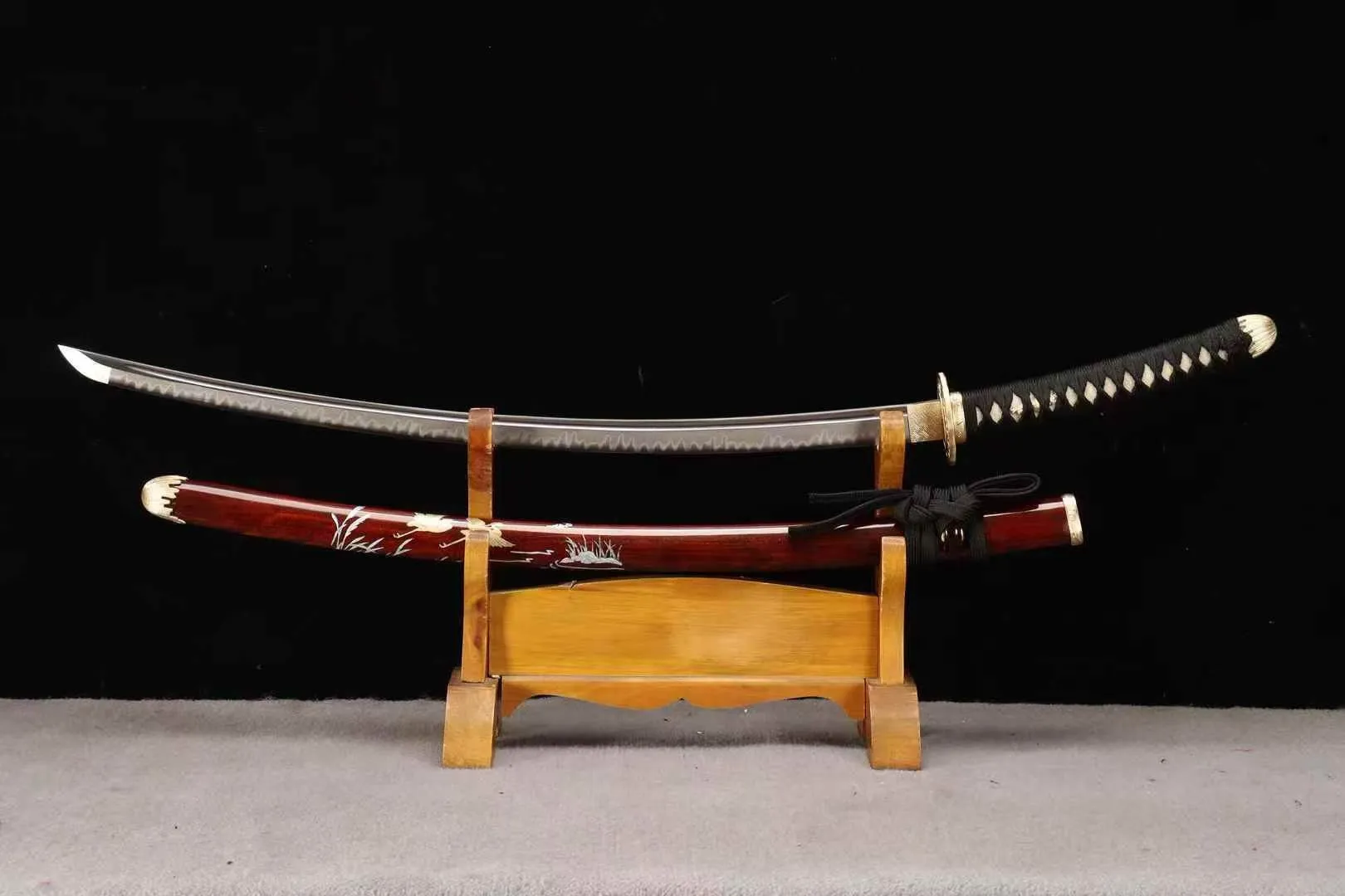 Akatsuru Katana - T10