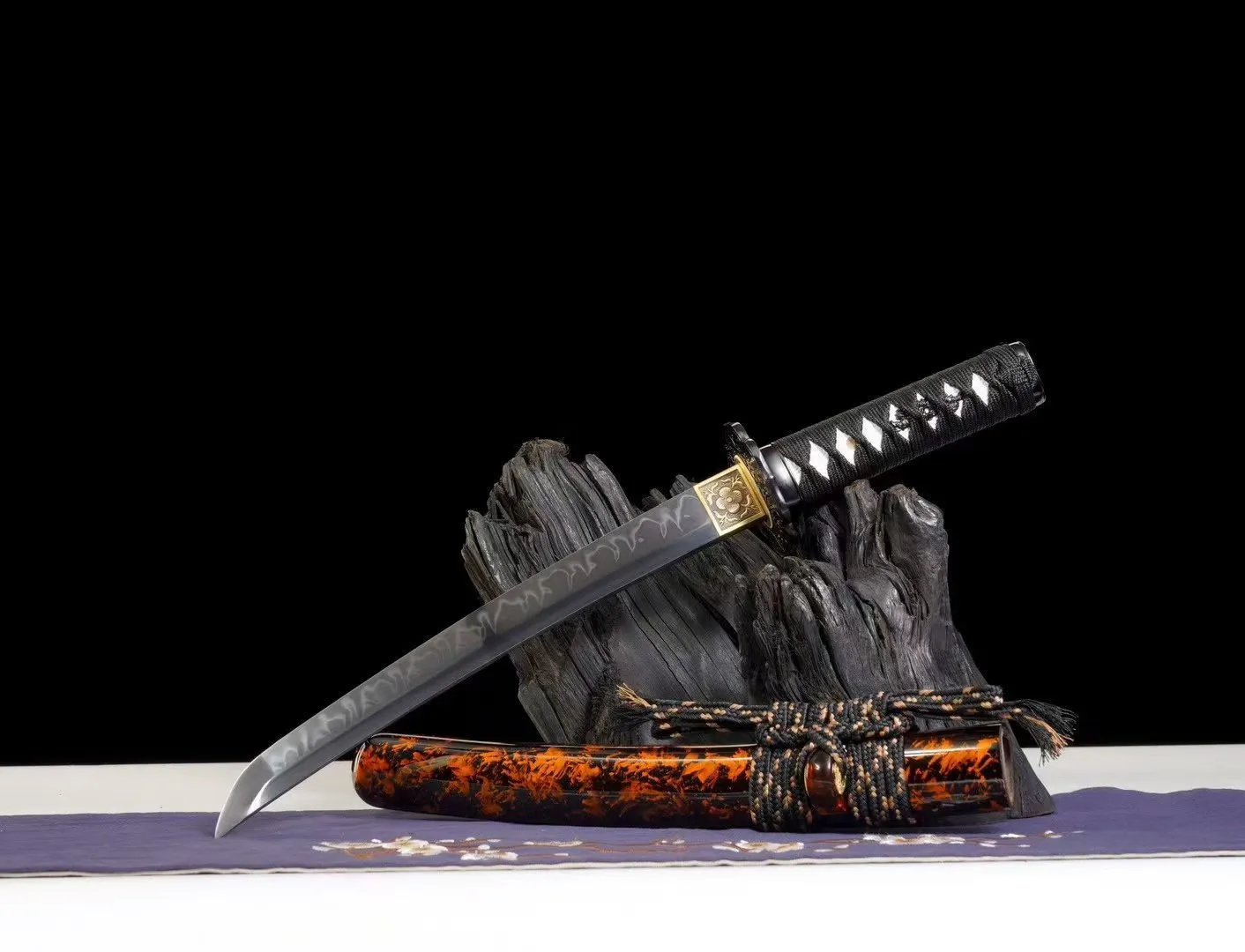Akebono Tanto -  T10 Steel, real hamon 
