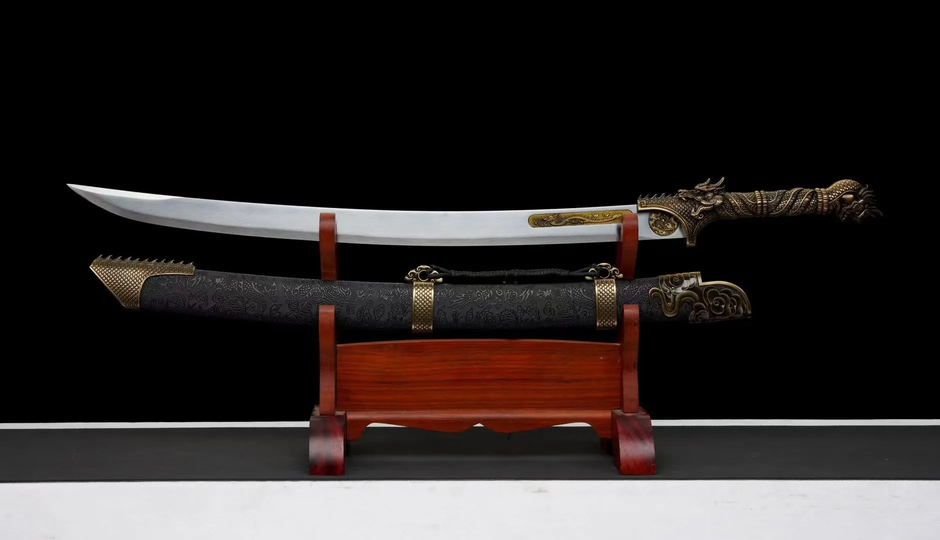 Long Lâm Chiến Đao - Mangan Steel