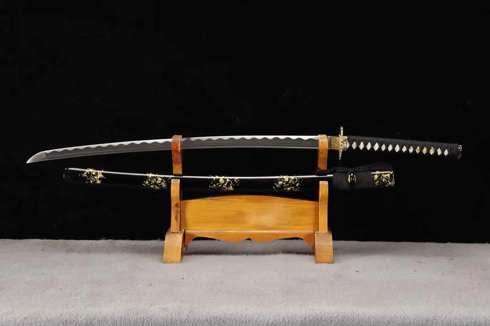 Kikuka Katana - Carbon 1060 Steel